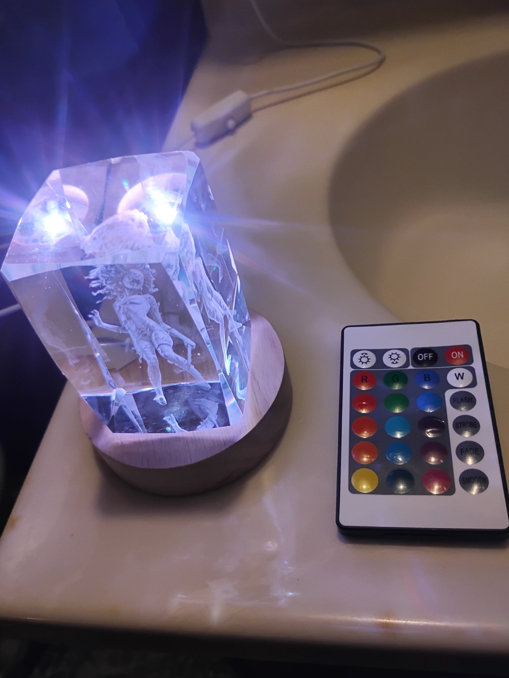 Dead By Daylight "The Spirit" 3D Laser-engraved Crystal Figure With LED Base